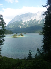 Le Zugspitze derrire l'Eibsee