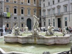 Fontaine, place Navone