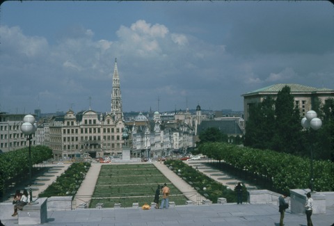 Kodachrome slide scanned with ICE, 1800 dpi