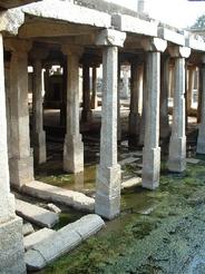 Temple souterrain